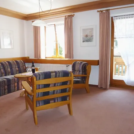 Apartment Haus Central *